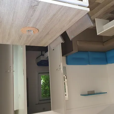 Mobil-home Accueillant Animaux - 6 Pers. - Api-1-52-2292