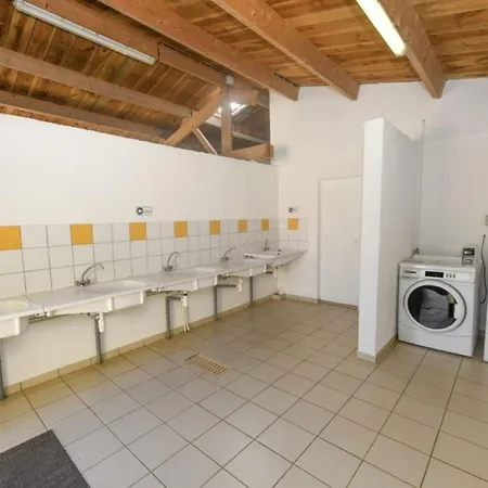 Campsite Mobil-home Accueillant Animaux - 6 Pers. - Api-1-52-2292 *